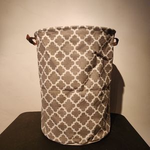 Totanki laundry basket